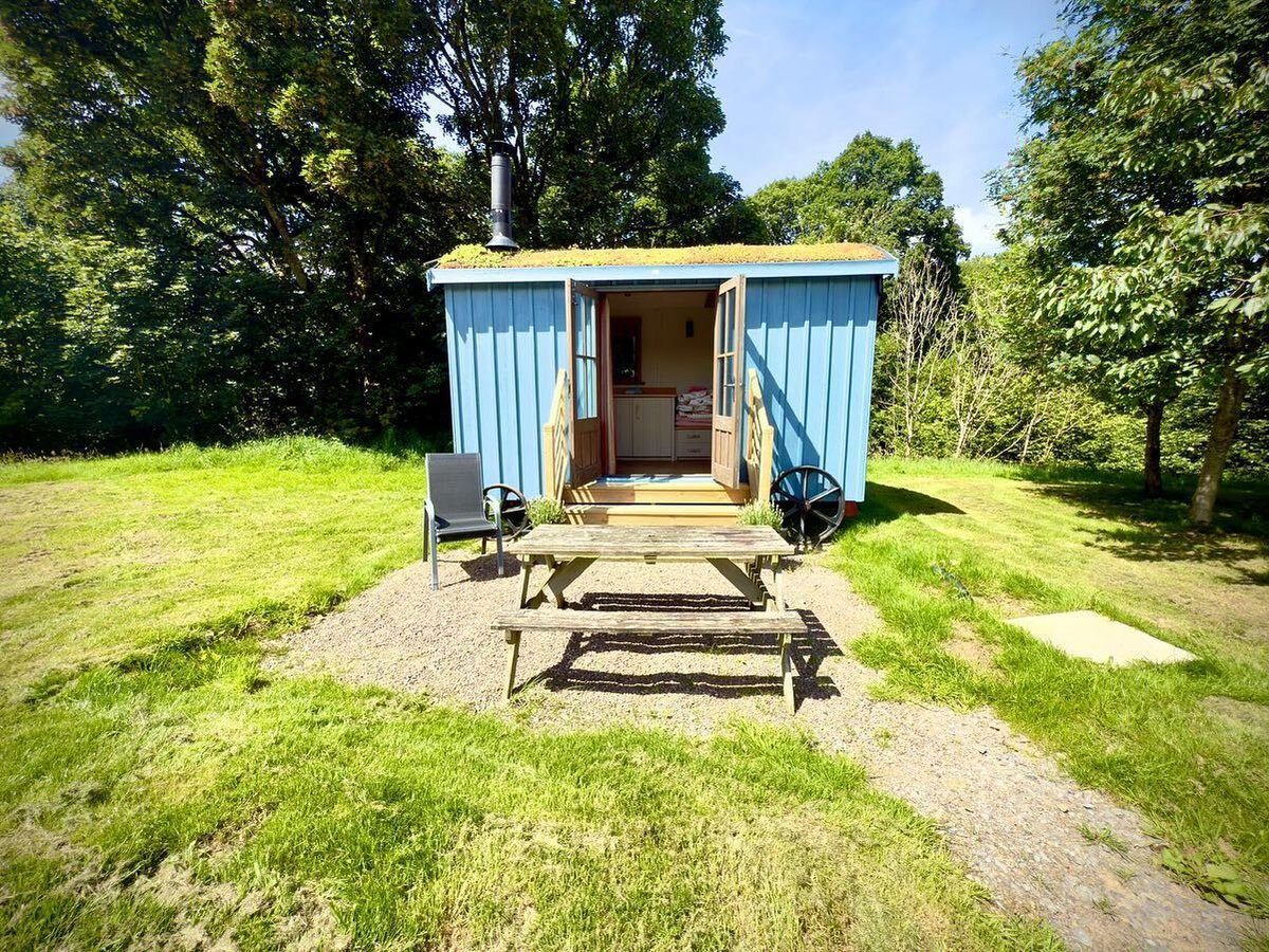 WeAcceptPets's tweet image. 🌿 A Countryside Escape at Howbeck Lodge 🌿

Set on a working farm near Wigton, Howbeck Lodge offers charming glamping accommodation alongside touring pitches.🏕️

Accepts 🐶🐈
weacceptpets.co.uk/Cumbria/8656

#StaycationUK #Glamping #CampingLife #CountrysideEscape #ExploreUK #WorkingFarm