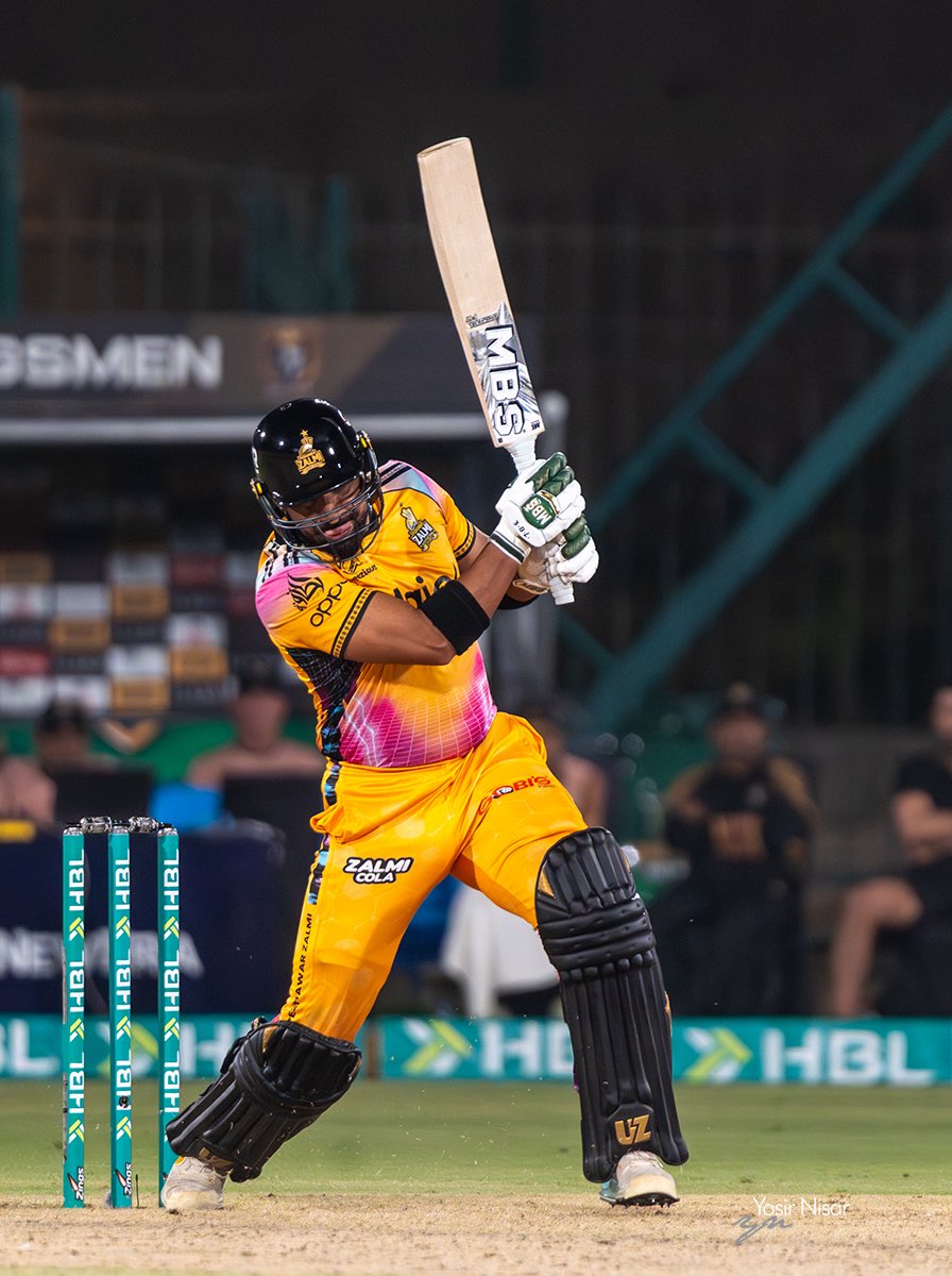 yasirnisar's tweet photo. Iftikhar Ahmed last over heroics against Hyderabad Kingsmen at PSL 11 !! https://t.co/nfk6mbmboH