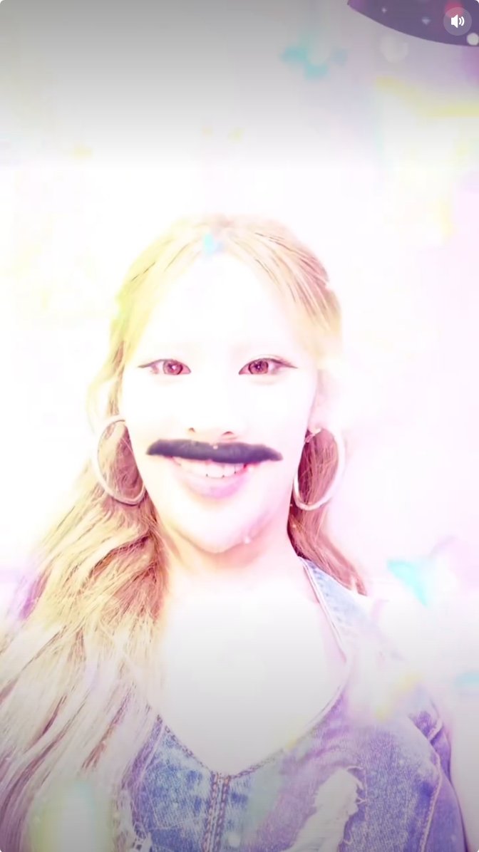 คิสซี่กำลังยิงกระสุนปิ๊อยู่ดีๆแล้วชีมาลงเอาอะไร
#วันๆของชีเบล