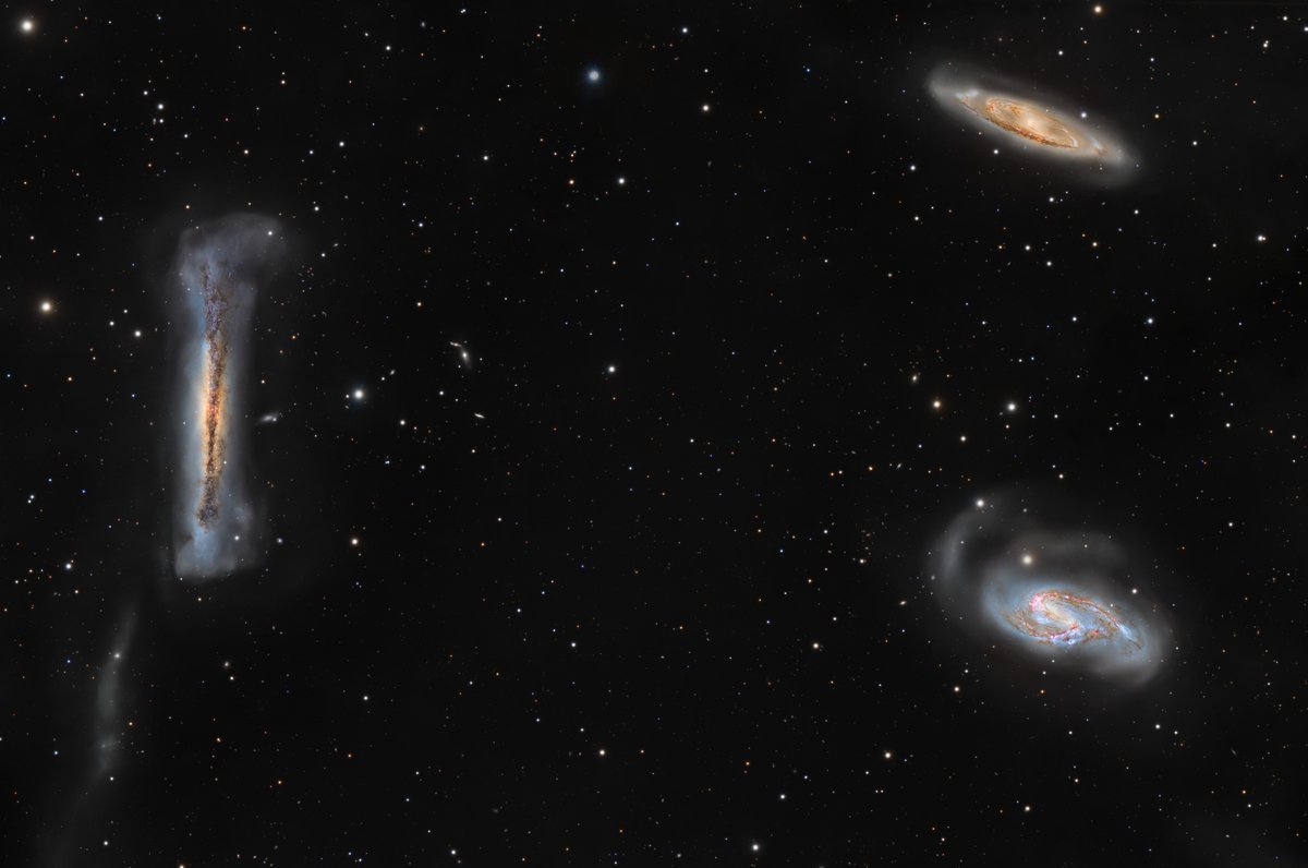 zwoastro's tweet photo. ✨ The Leo Triplet — M65, M66 & NGC 3628 ✨
Captured in 23h 25min of integration, showcasing the beauty of galactic interactions.
🔭 Takahashi TOA-150B
📸 ZWO ASI294MM Pro
Credit: Christophe Vergnes
#ZWO #Astrophotography #LeoTriplet #DeepSky #Space #GalaxySeason https://t.co/RePpb1MZDK