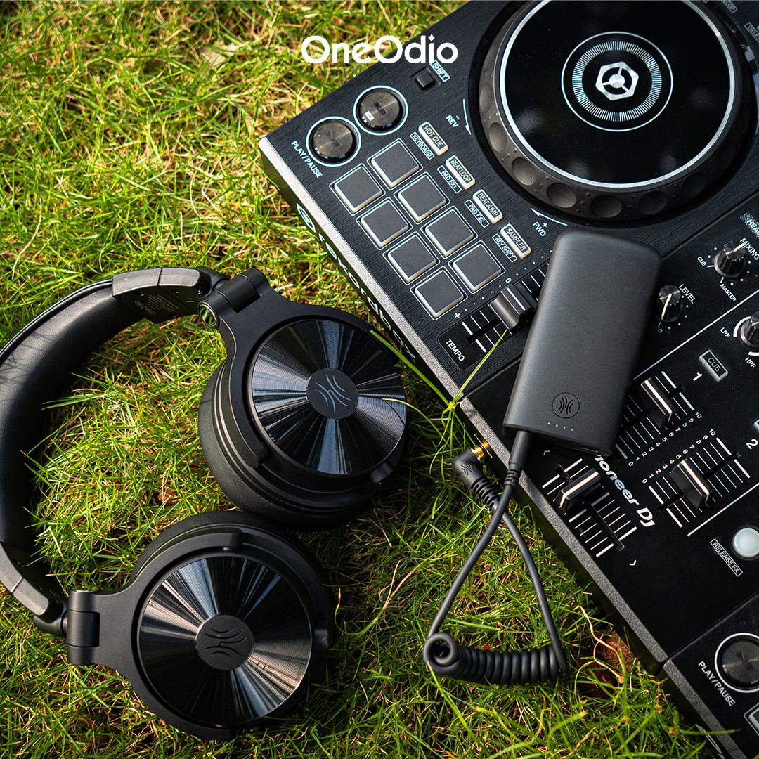 OneOdio_'s tweet image. Details matter. ⁠
⁠
If the design passes your test, it’s time to hear what really counts—Hi-Res audio + LDAC fidelity.⁠
-⁠
-⁠
-⁠
#OneOdio #StudioMax1 #Headphones #Details #HiRes #LDAC