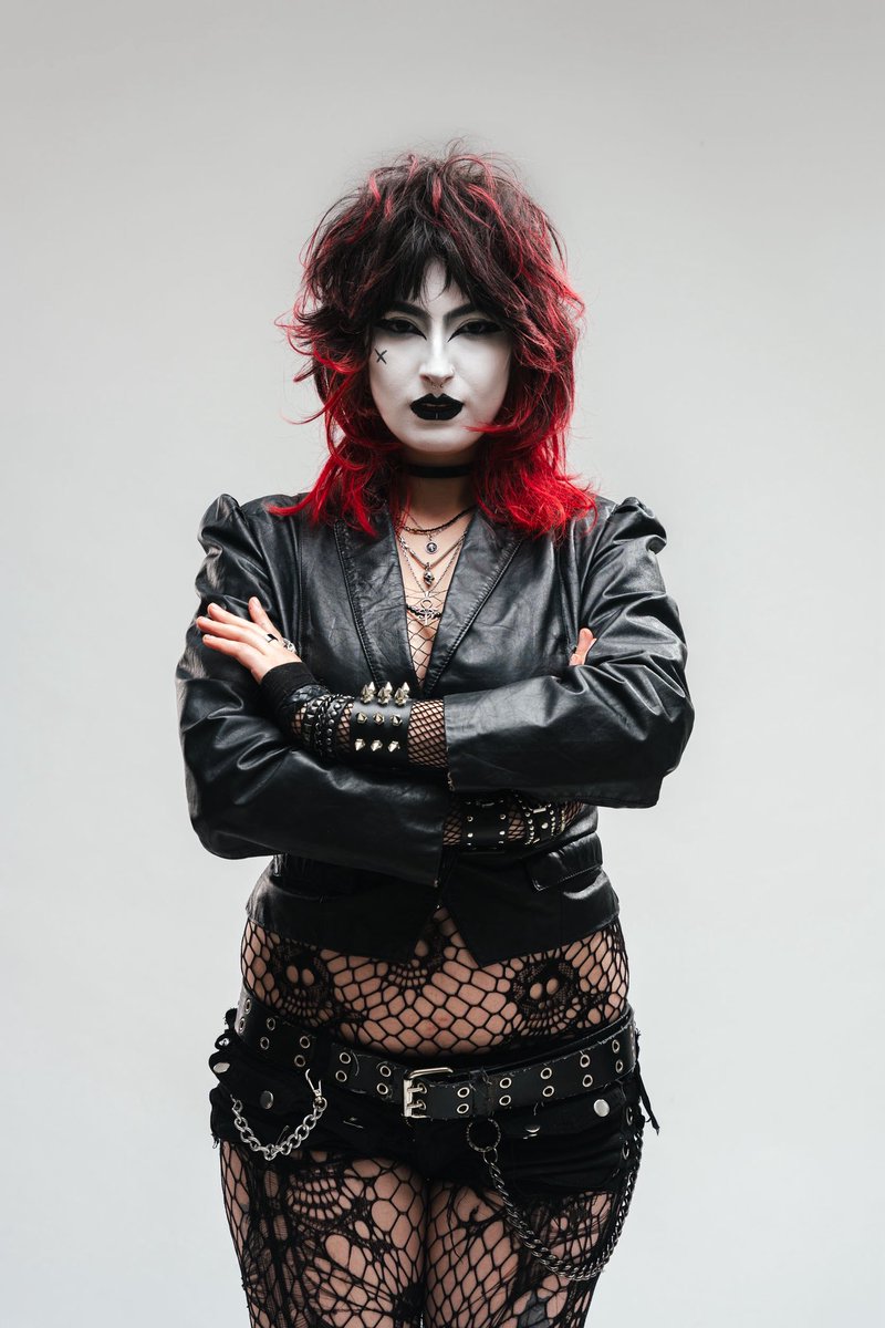 Queen Emerald tweet media