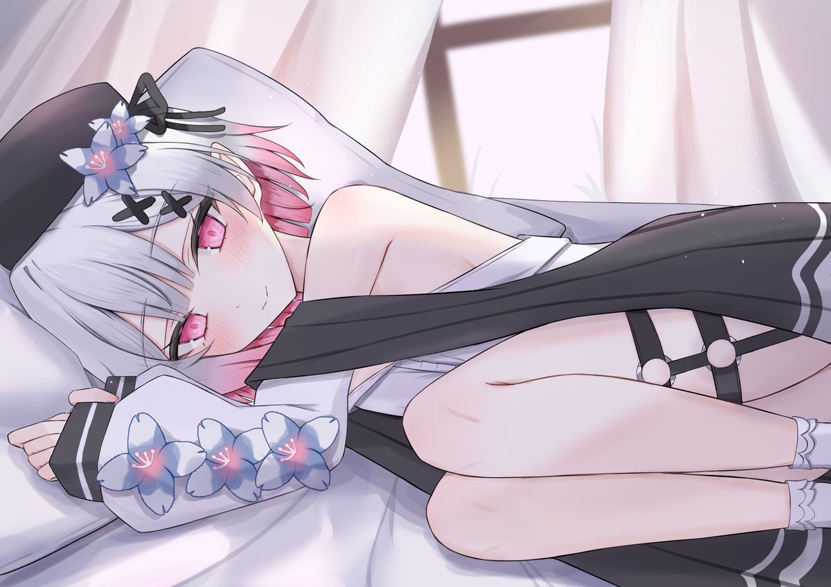 IceDream tweet media