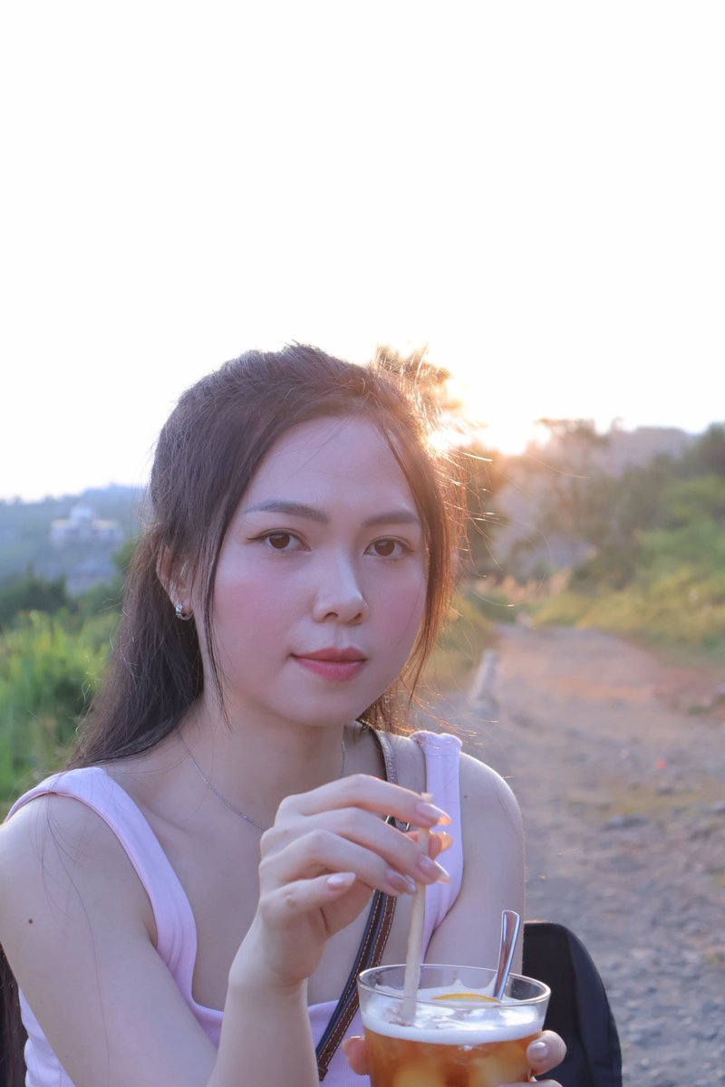 TranAnh3173's tweet photo. Anh ơi, em bị mất ngủ 😴
Chắc tại nhớ anh quá nên tim không chịu nghỉ 💓🥺 https://t.co/PjZt6QzFFM