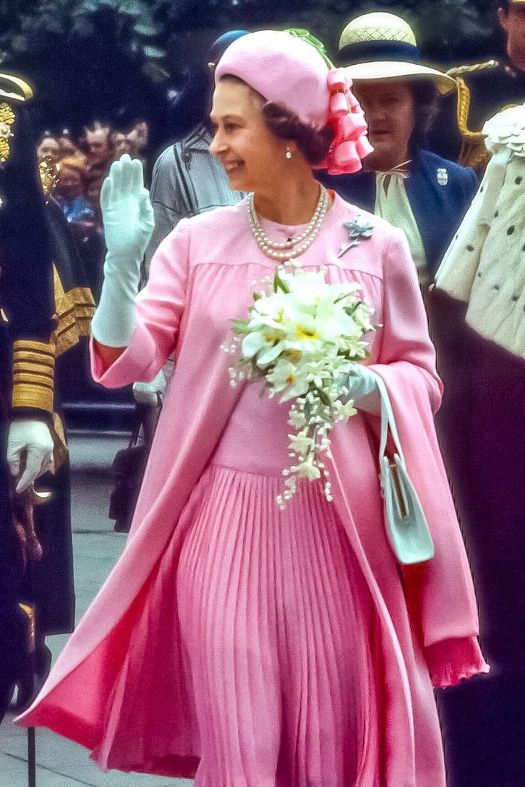 Dr Kate Strasdin tweet media