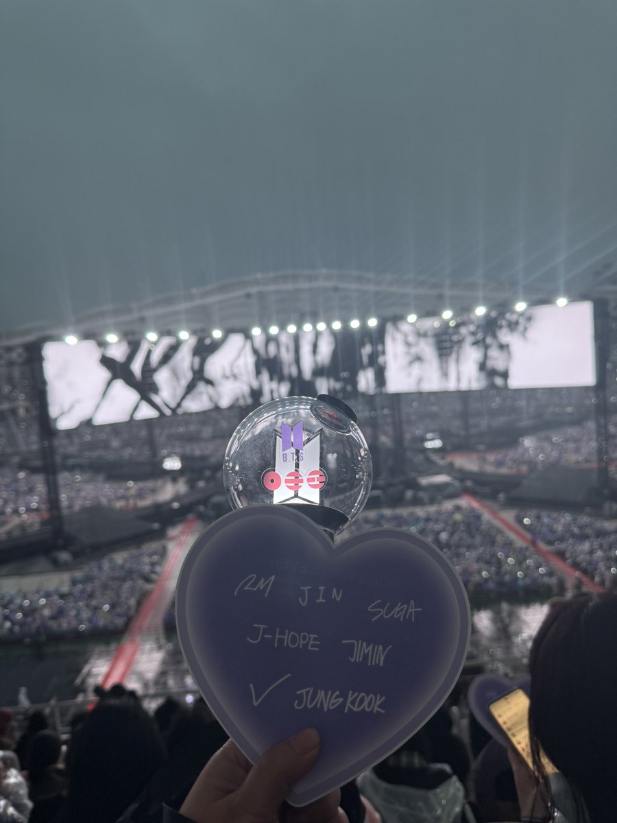 Yay got the purple heart for D1 

#BTS #방탄소년단 #BTS_ARIRANG 
#BTS_WORLDTOUR_ARIRANG
#BTS_WORLDTOUR_ARIRANG_GOYANG