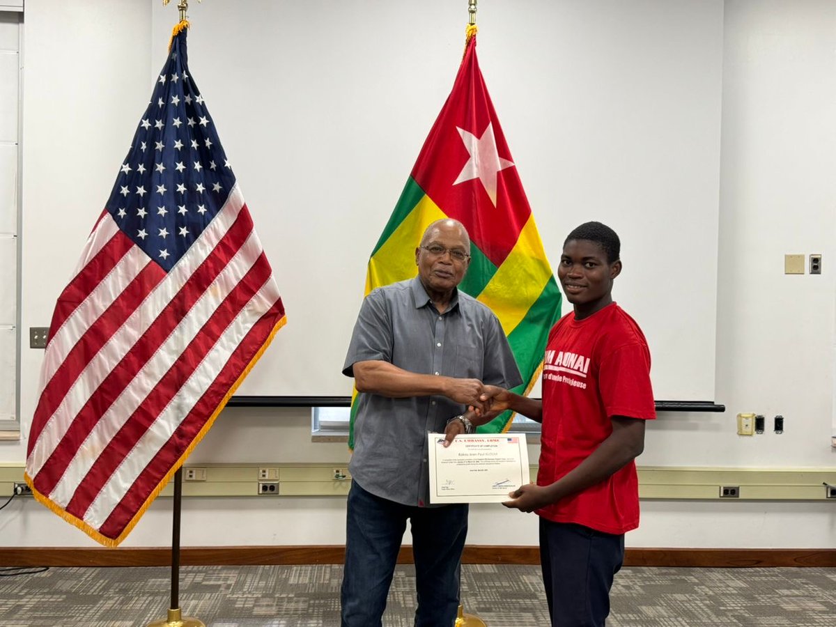 U.S. Embassy Lomé tweet media