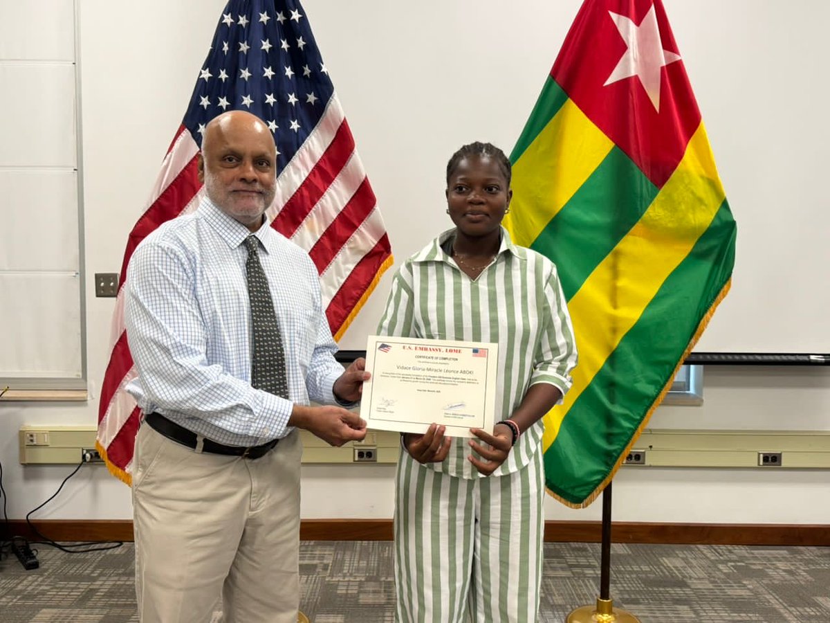 U.S. Embassy Lomé tweet media