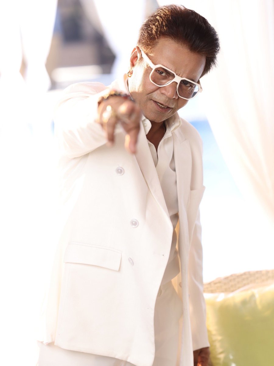 rajpalofficial's tweet photo. Ready toh main bachpan se hu! 😎 1 Week To #BhoothBangla
.
.
.
.
#RajpalNaurangYadav #RajpalYadav #Rajpalofficial #WAMINDIA #MAidigital

Captured by - Sachin Kumar & Team
Styled by - Dernier Crii & Team 
Production House - Magnality Films & Team 
Location - Andy’s Boutique Hotel

[Rajpal Naurang Yadav, Bhooth Bangla, Entertainment, Horror Comedy, Actor, Bollywood]