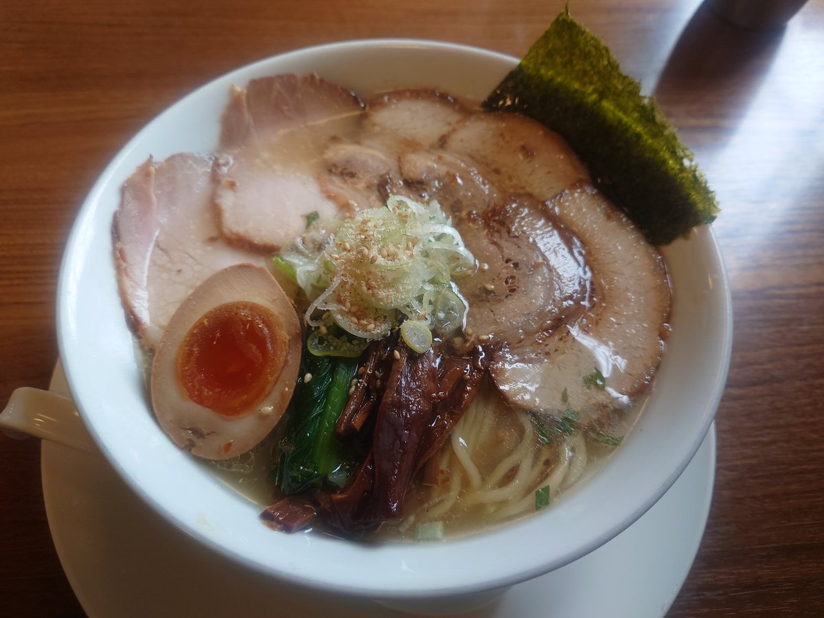 YI-METAL tweet media