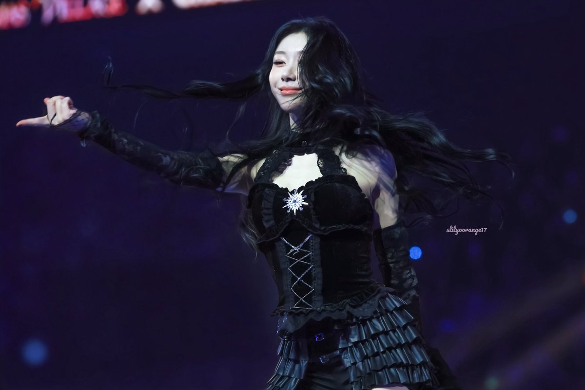 OHH MYYY GADDD....😫😫

#ITZY #MIDZY
#CHAERYEONG #채령