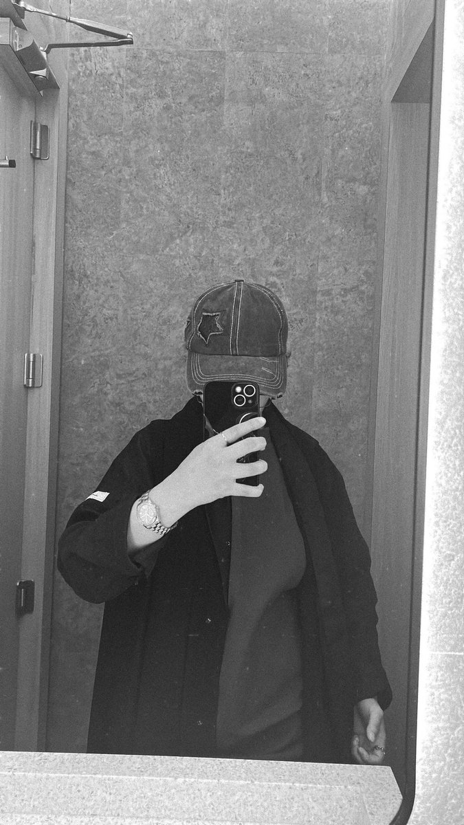5 (@eoiiieel) on Twitter photo 