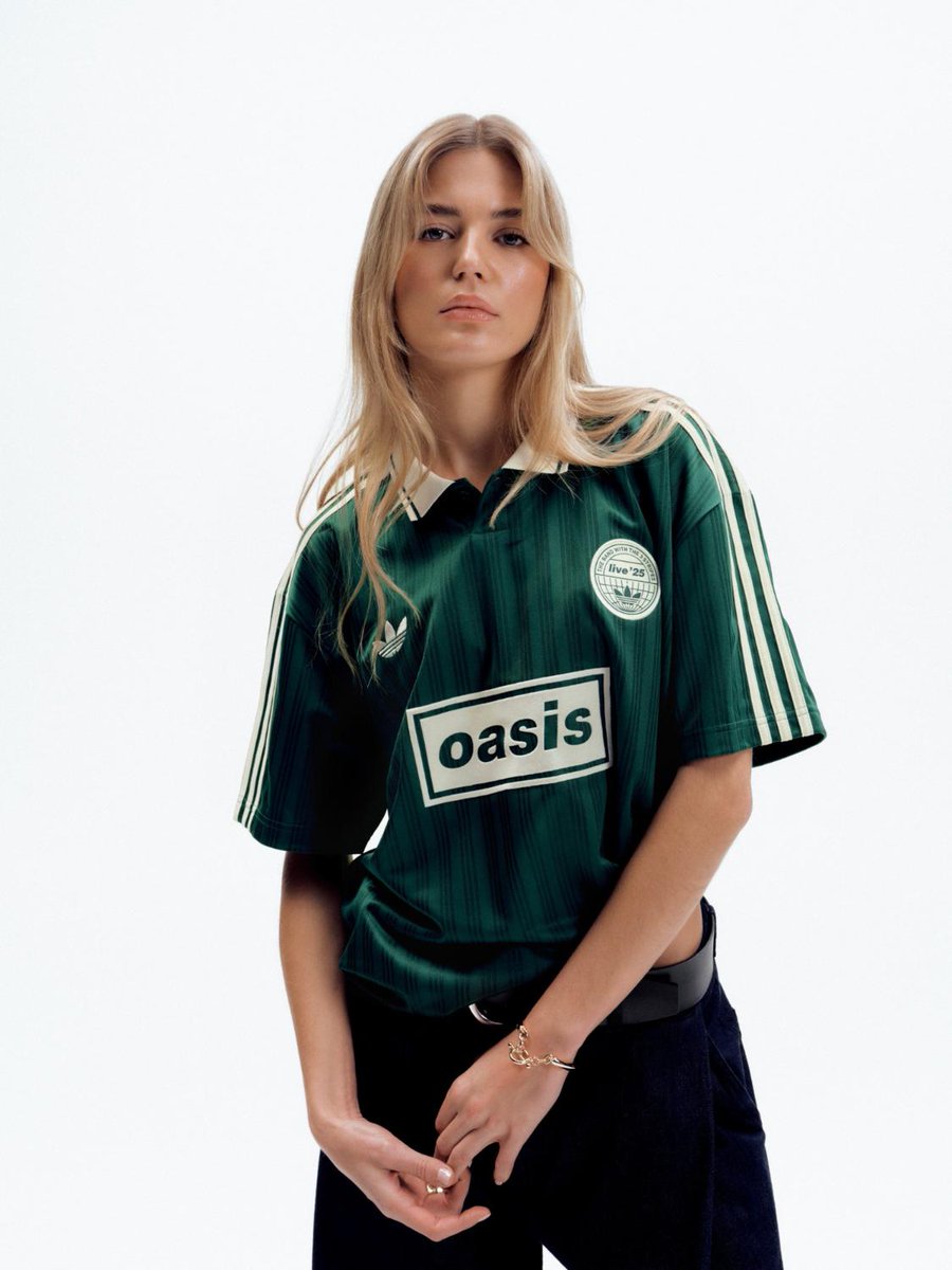 FASHIONSNAP tweet media