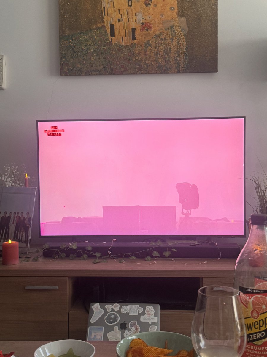 THEY LOOK INSAAAAANE