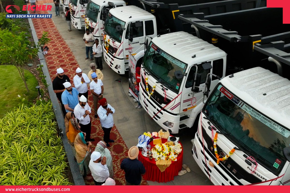 ETBIndia's tweet image. We are proud to partner with Digiana Industries Pvt Ltd, bolstering their fleet with 25 Pro 6035XPT units. Special thanks to Mr. Sukhdev Singh Ghumman, Mr. Sukhraj Singh Ghumman, Mr. Harbhajan Singh, and Mr. DP Mishra for joining the ceremony. 

#EicherHDTrucks #FleetExpansion