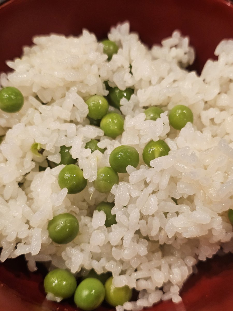 えだしぃ/エダッシオ tweet media