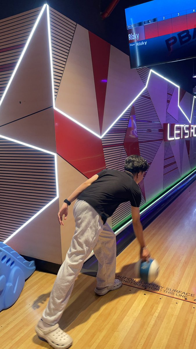 Rawr🦖 tweet media