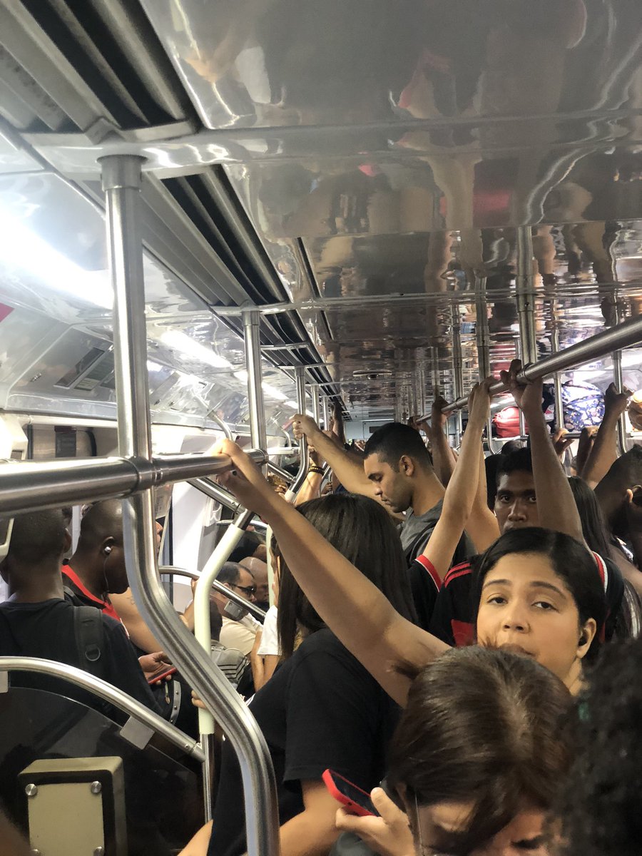 giovanna tweet media