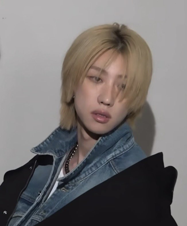 𝒔𝒉𝒊𝒏 tweet media