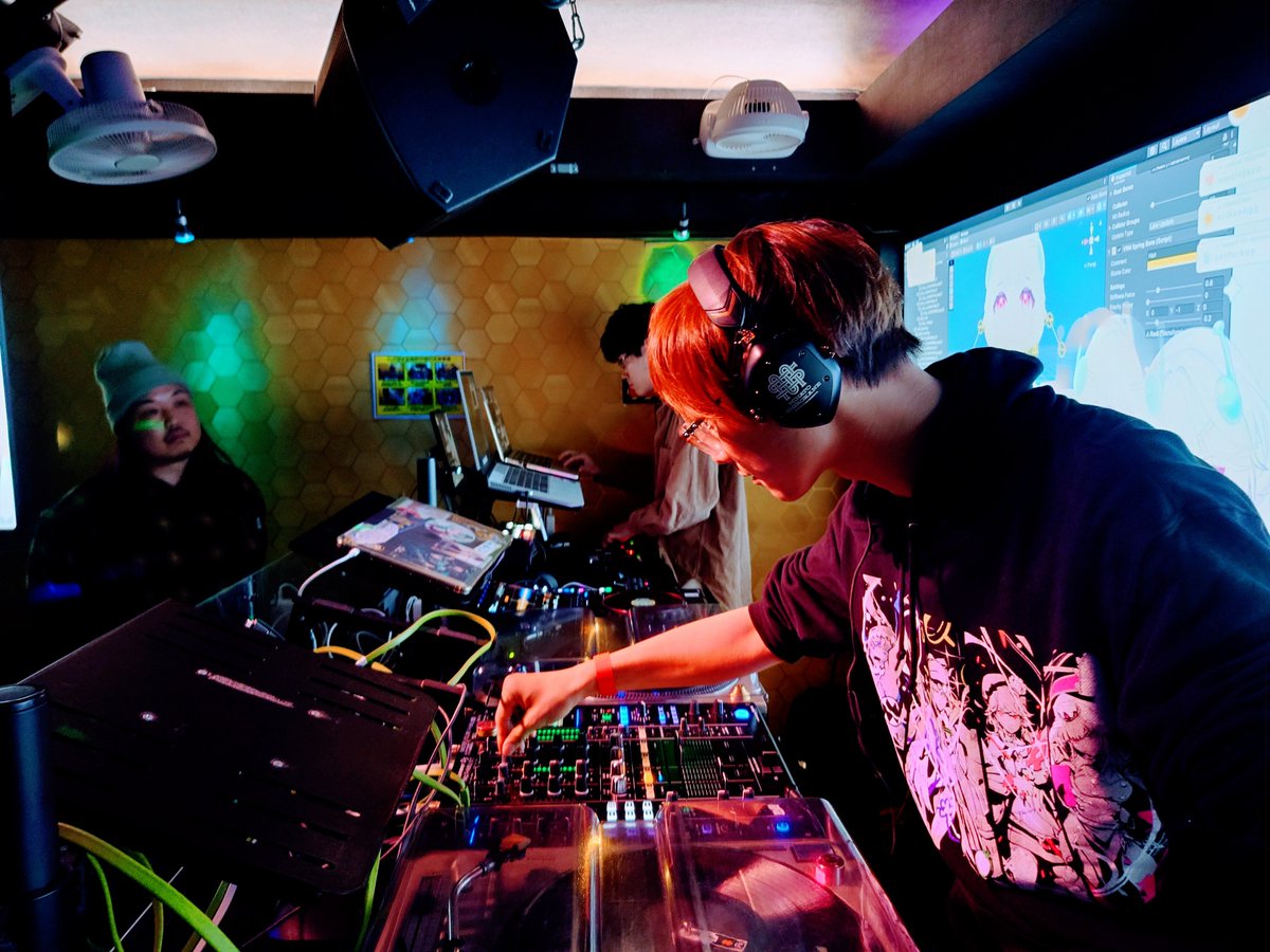 Laぶい tweet media