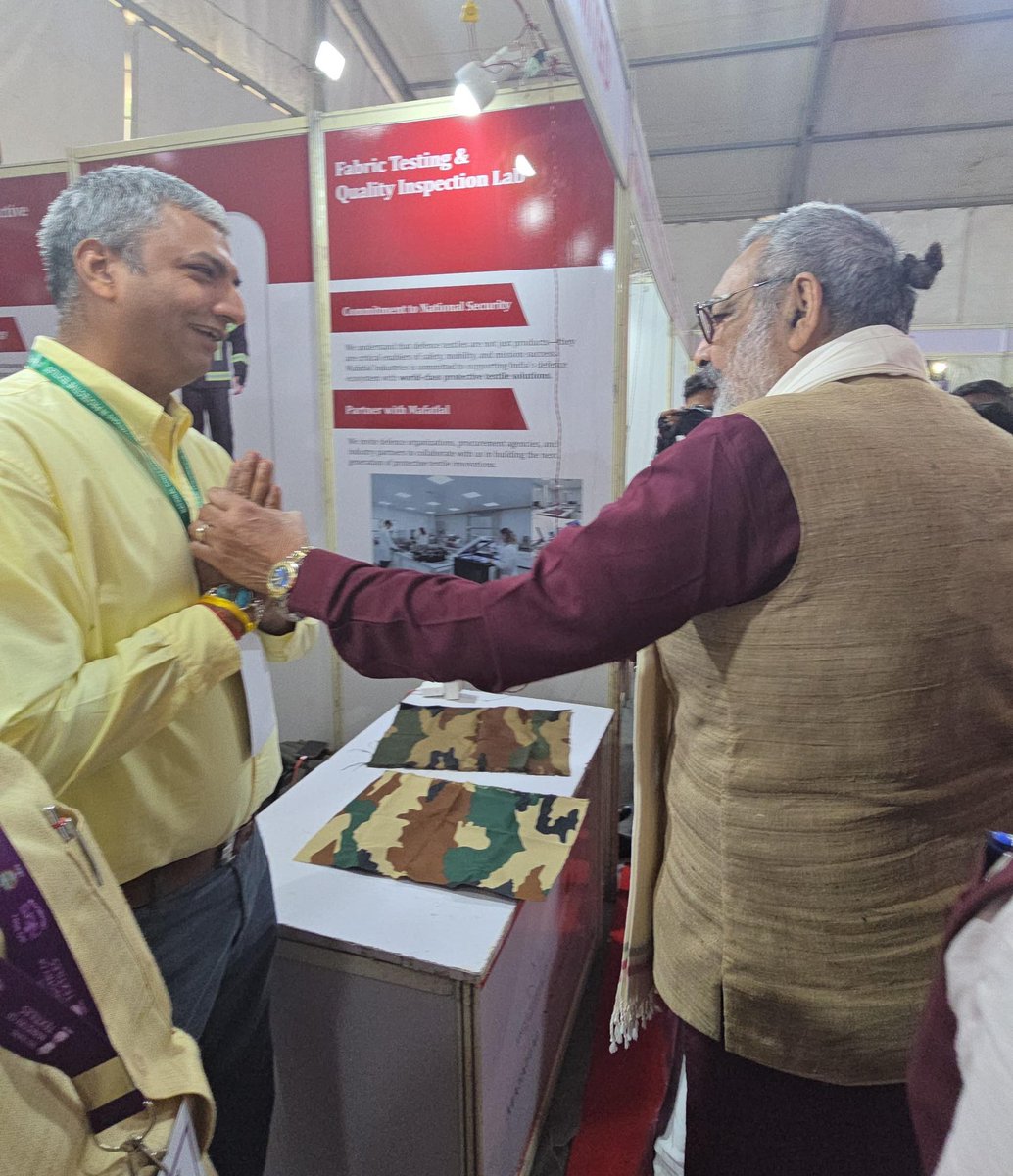 आज NITRA, गाज़ियाबाद में आयोजित नैशनल कॉन्फ्रेंस ऑन इनोवेशन इन प्रोटेक्टिव टेक्सटाइल कार्यक्रम में 'New Age Fibre' से बने प्रोटेक्टिव टेक्सटाइल्स के विभिन्न स्टॉल्स का अवलोकन किया। 

प्रोटेक्टिव टेक्सटाइल अब केवल सेना तक सीमित नहीं है, बल्कि हमारे दैनिक जीवन और हर क्षेत्र की