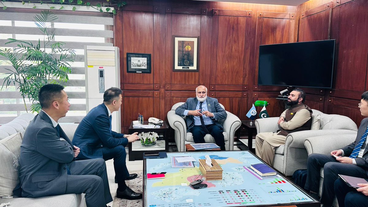 HEC Pakistan tweet media