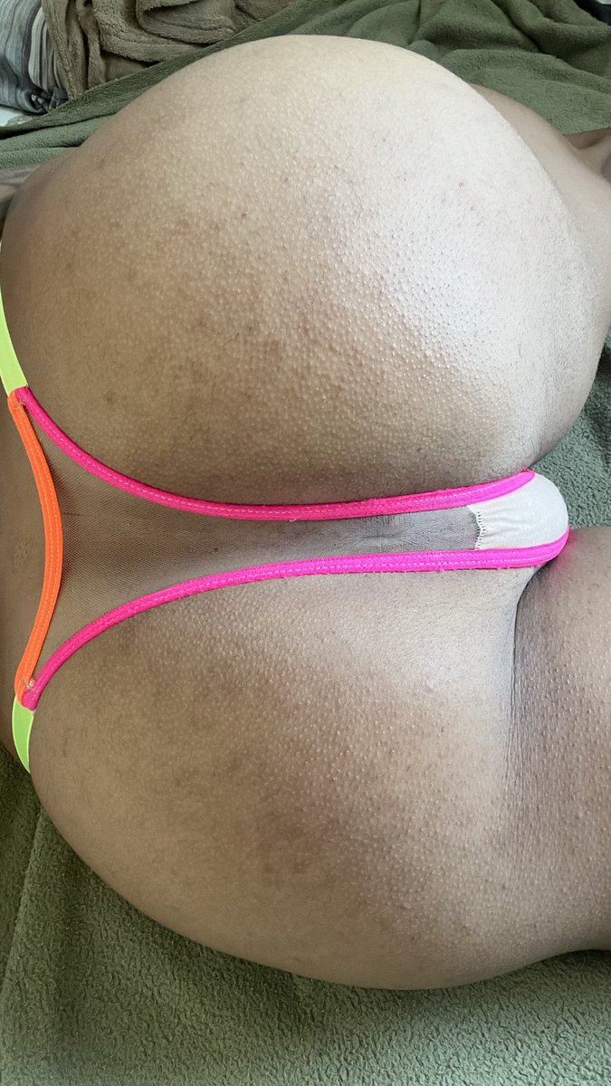 H_com_calcinha's tweet photo. @VihhhMarmitex Essa eu ganho né? 😍🍑 https://t.co/ApdmRl5Km6