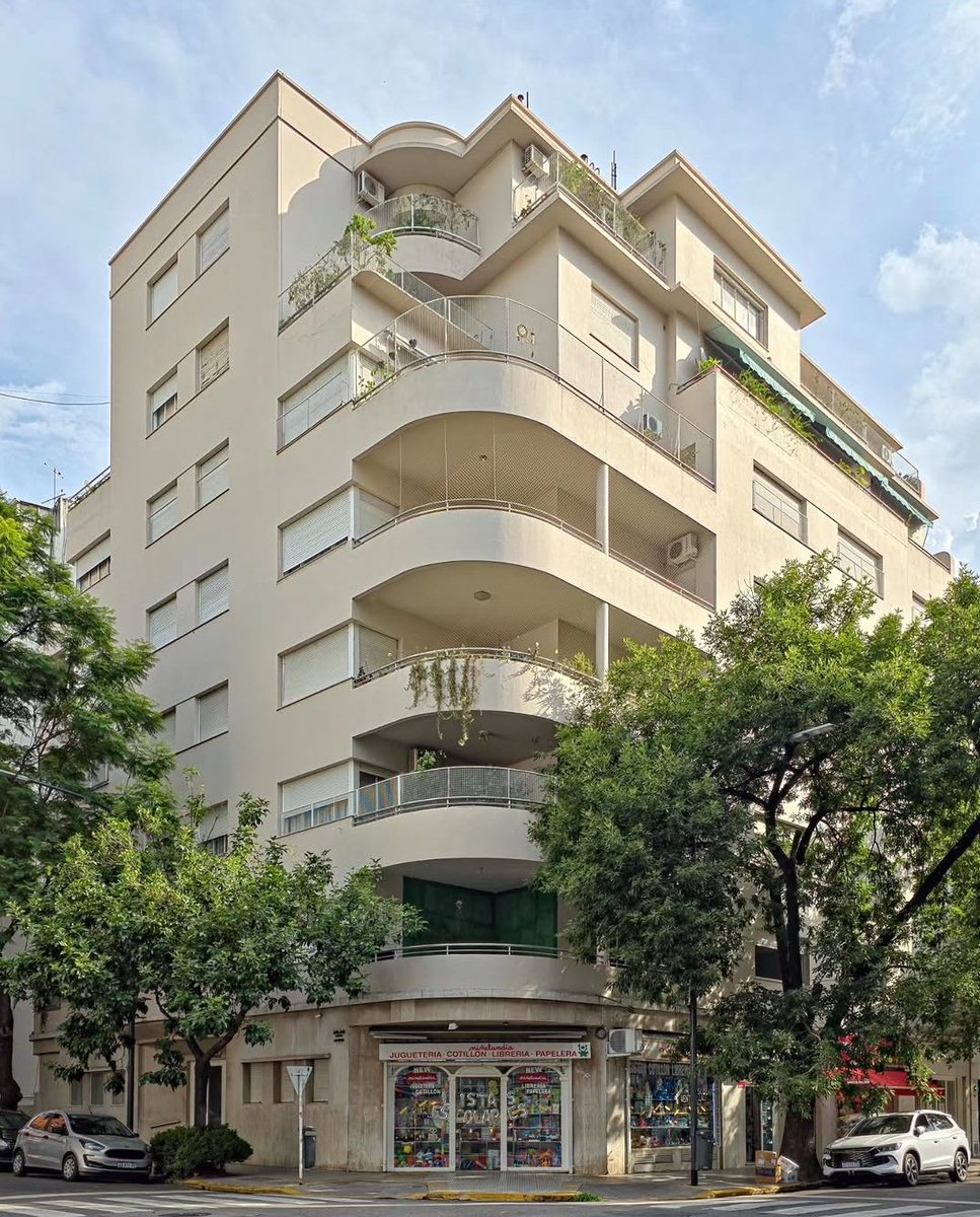 Edificio Raelwi, 1938
Belgrano, Buenos Aires
Alberto Dodds, Enrique Koch
#JuevesDeArquitectura