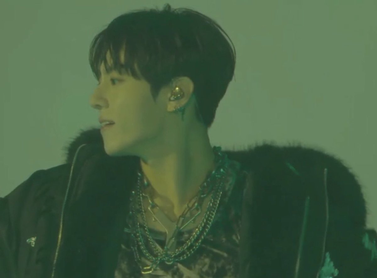 Lay #jjk lore tweet media