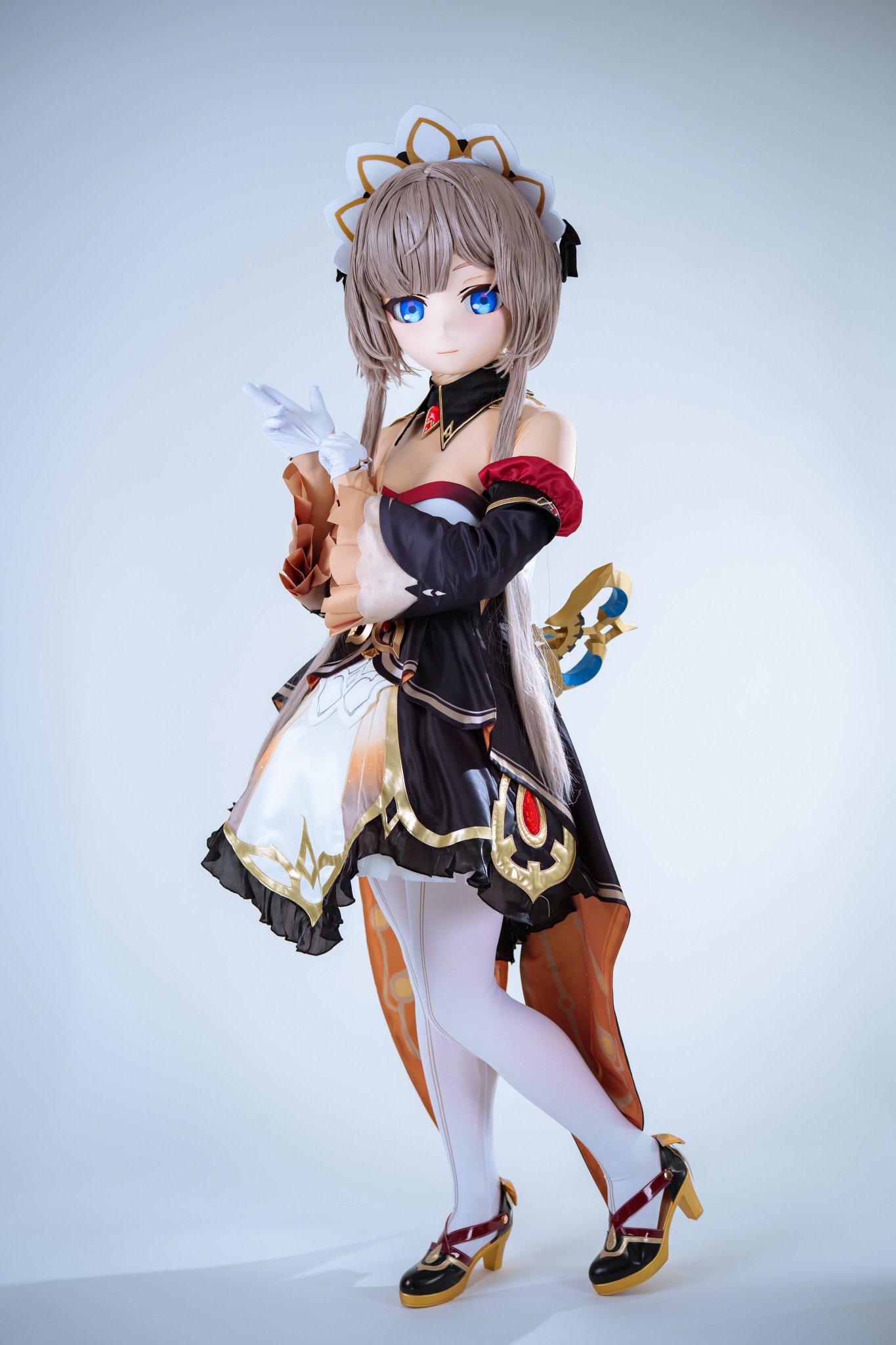 原神のキャラクター「サンドローネ」の着ぐるみとコスプレ作品が複数