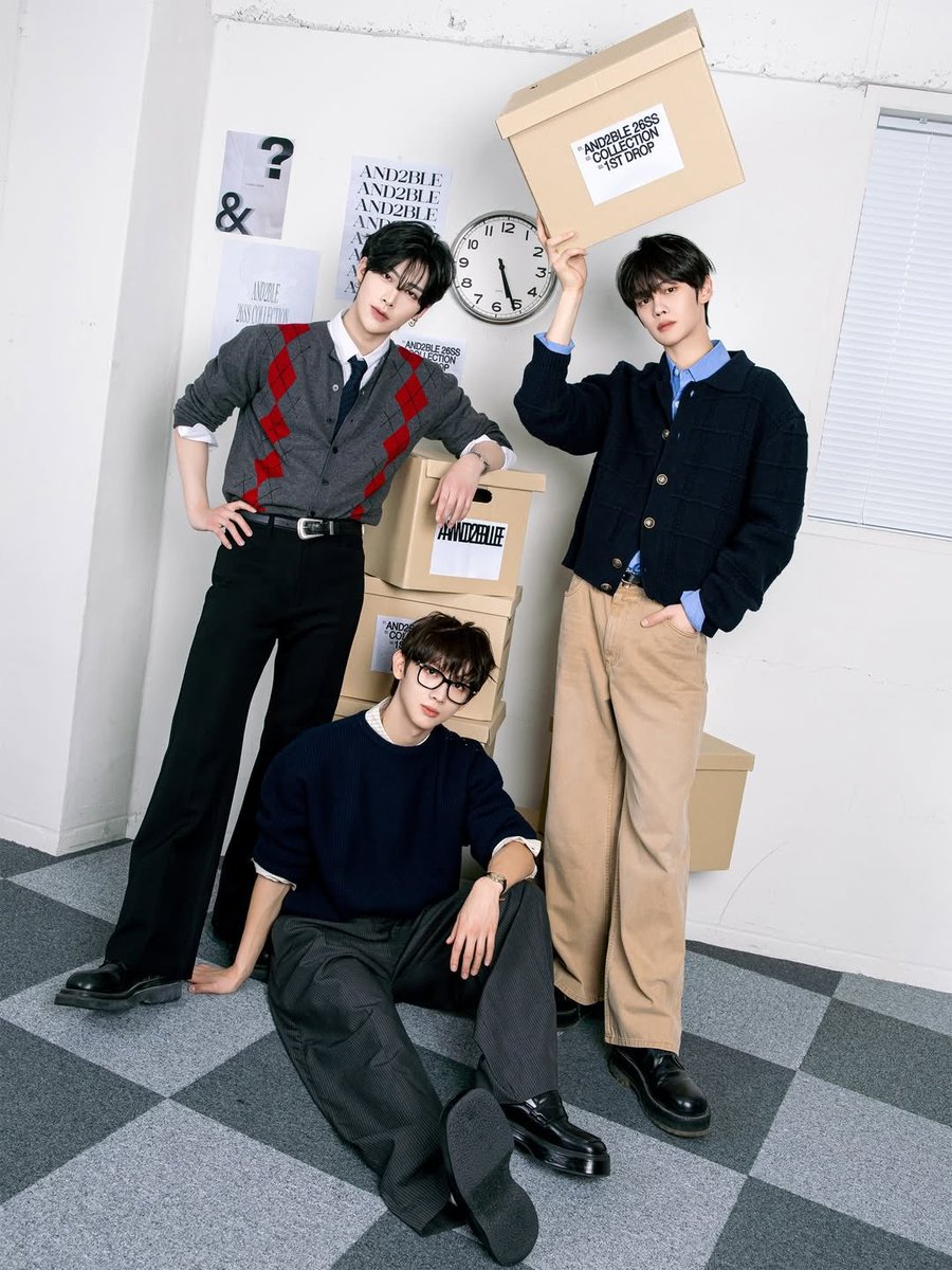 and2ble_charts's tweet image. AND2BLE stuns in a new picture.

#AND2BLE #앤더블 @AND2BLE