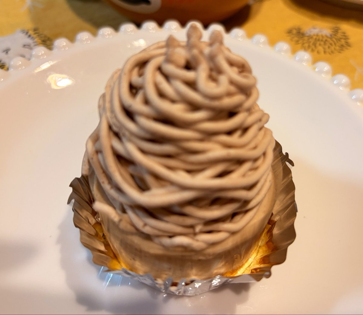 ともたろす tweet media