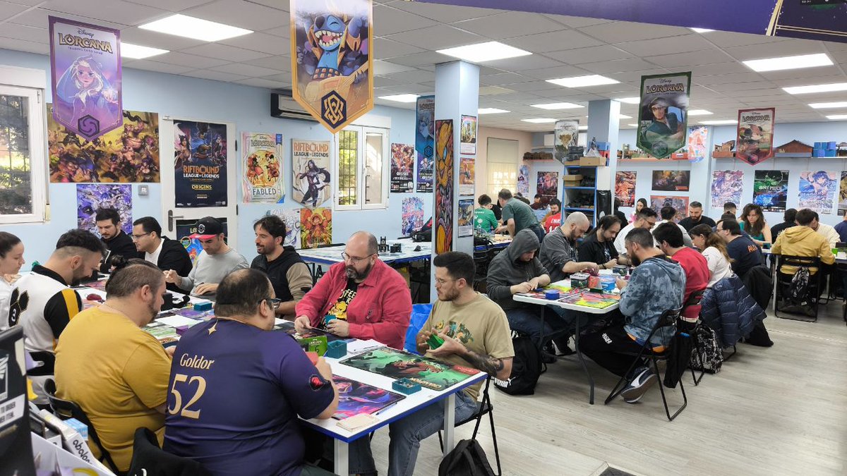 libertaliajuego's tweet photo. Este domingo tuvimos el Championship de Lorcana de Winterspell con 51 jugadores!
El Championship se lo llevó Alberto López con Burple 👏🏻
Muchísimas gracias a todos por venir y felicidades a los ganadores!

Podéis ver las listas en el siguiente enlace:
https://t.co/EqPdMvWVdZ https://t.co/MbISVqSR7f