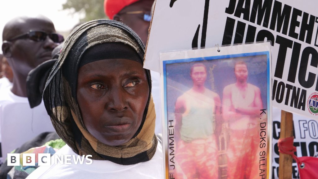 BBCAfrica's tweet photo. British barrister Martin Hackett has been appointed as The Gambia's first special prosecutor to try those responsible for human rights abuses carried out during the 22-year rule of ex-President Yahya Jammeh. https://t.co/a3c9vsUDFe https://t.co/ds1IpkQlCP