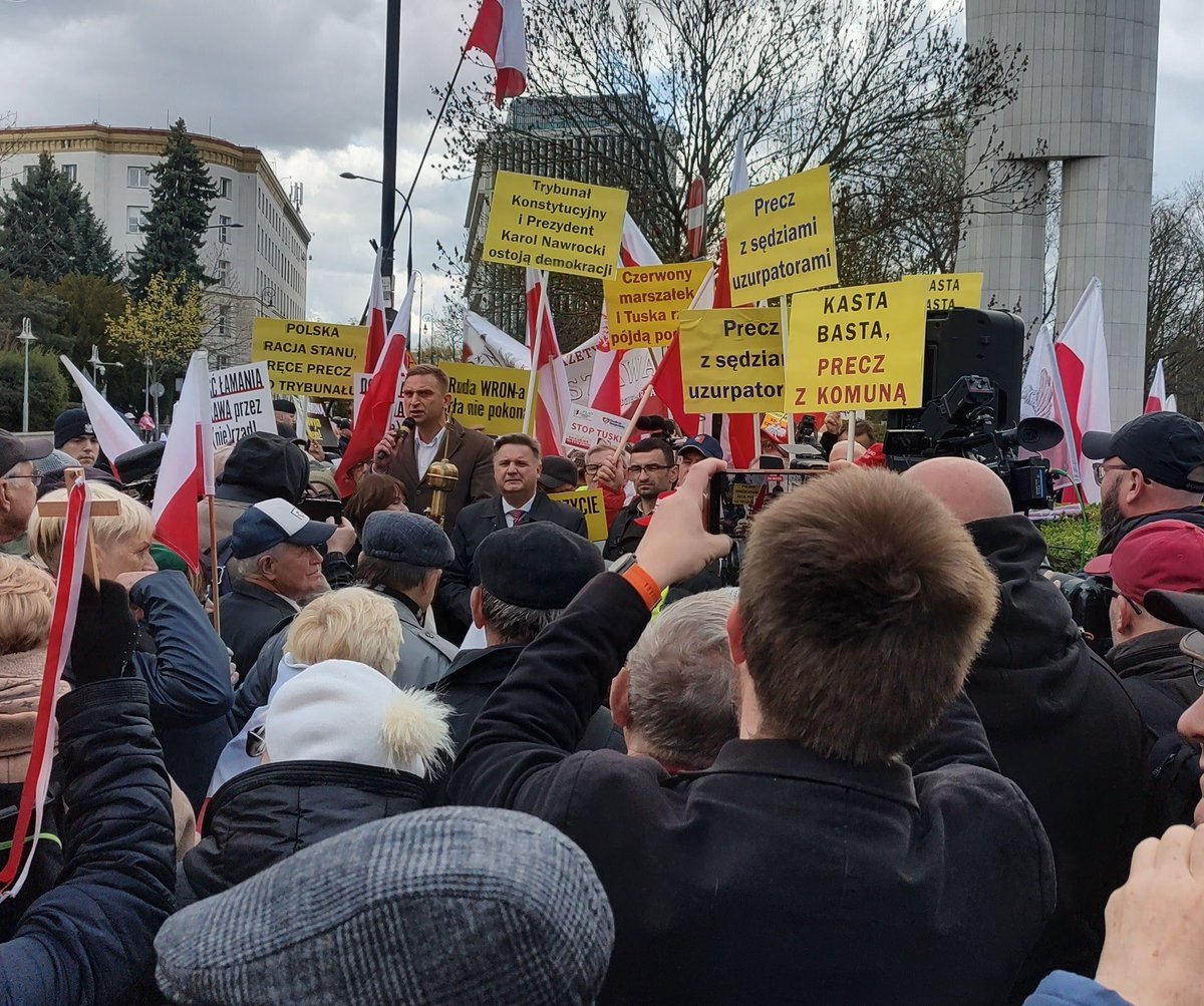 Robert Bąkiewicz tweet media