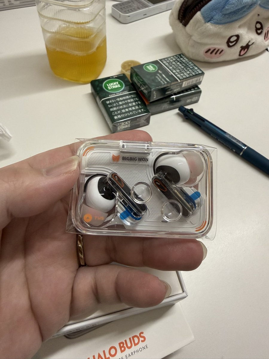 ペしぺっしぺし tweet media