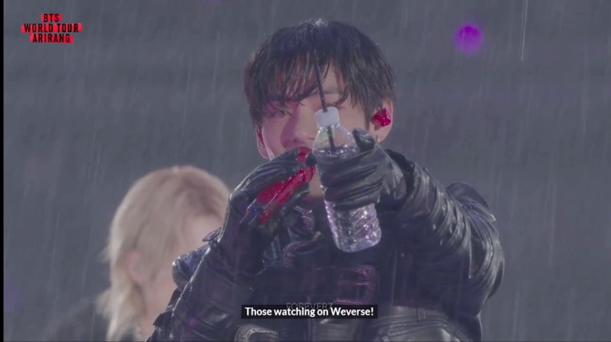 bro actually thinks were on vveverse 😂