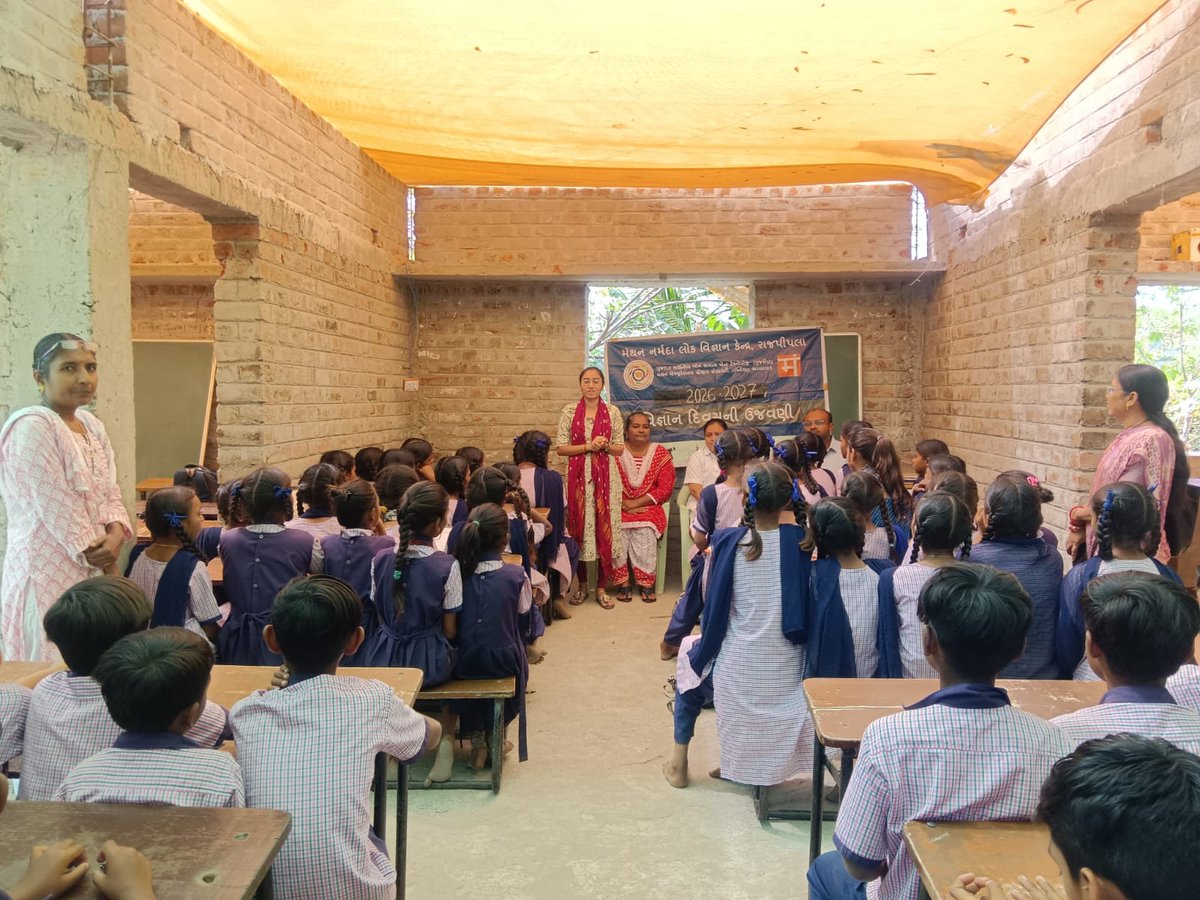 IPlab_rajpipla's tweet image. On 7 April 2026, we proudly celebrated World Health Day 🌍 at Primary School Khojalvasa by spreading awareness and sharing important health information with students. 💚
#WorldHealthDay #HealthAwareness #StayHealthy