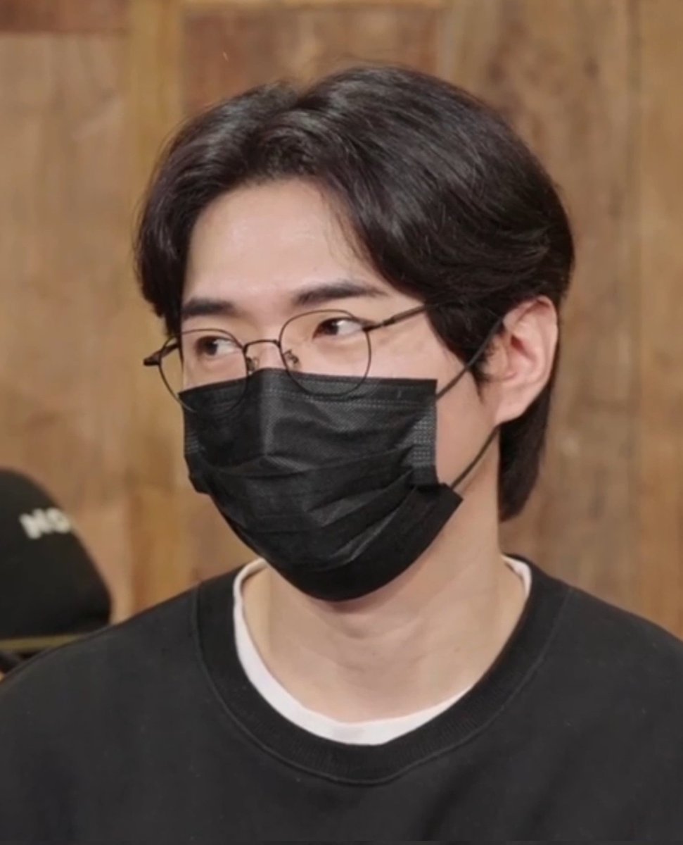 time1222 tweet media