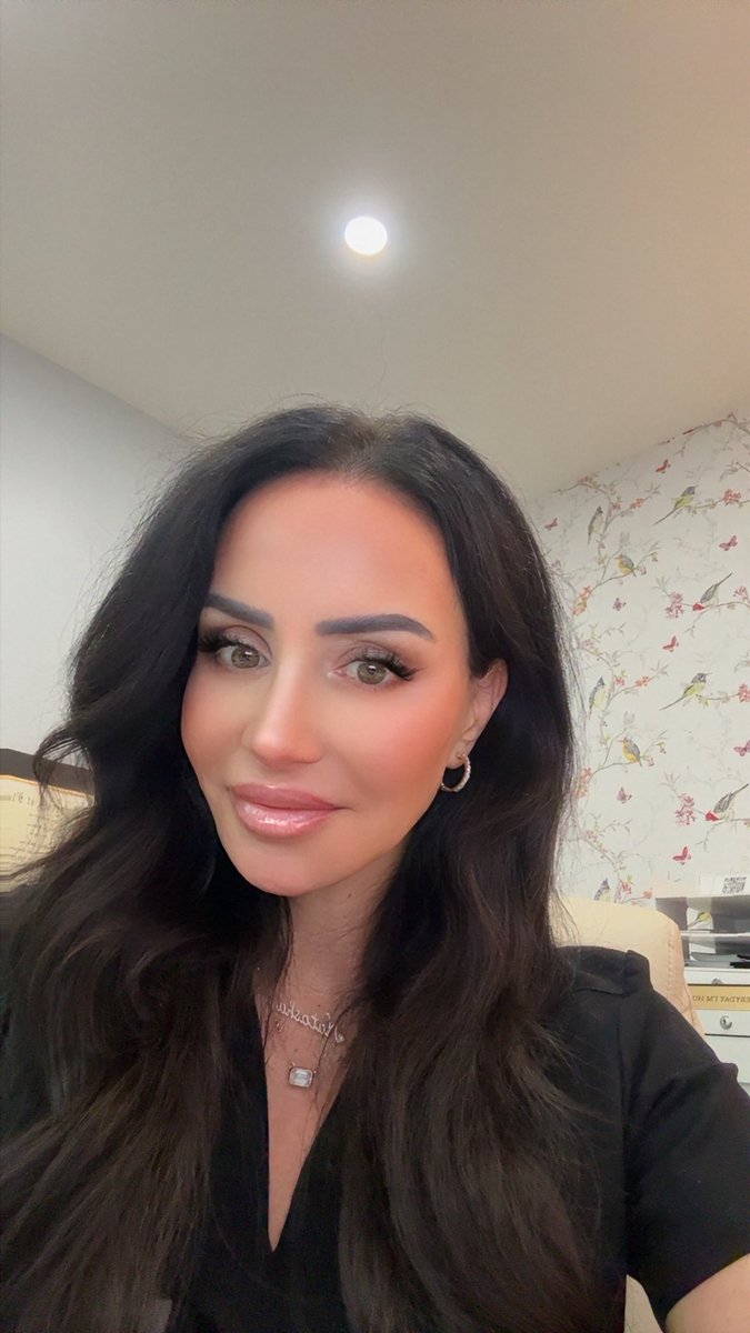 Natasha tweet media