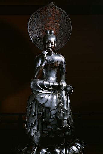 pchan_ny3's tweet image. この衣装のP→★くんはインドのシヴァ神とか弥勒菩薩を連想させるなぁ・・・といつも思う。
 華奢で、神神しくて、美しい。
あ、あと「日出処の・・・」の厩戸皇子も。
 #XY 
#Pstar