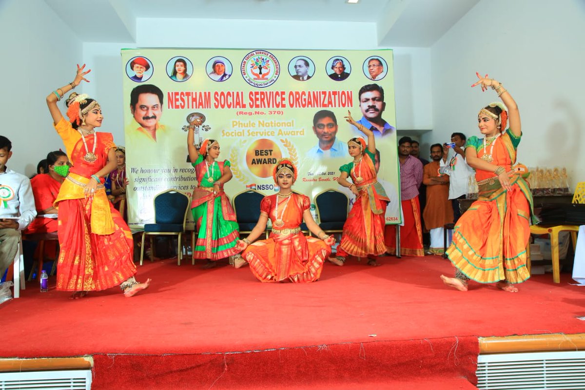 LingamTg's tweet photo. నేస్తం స్వచ్ఛంద సేవా సంస్థ అధ్వర్యంలో https://t.co/u4f06leKVp