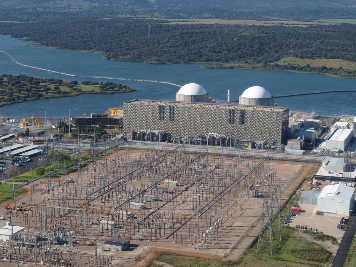 Alex Xplore tweet media