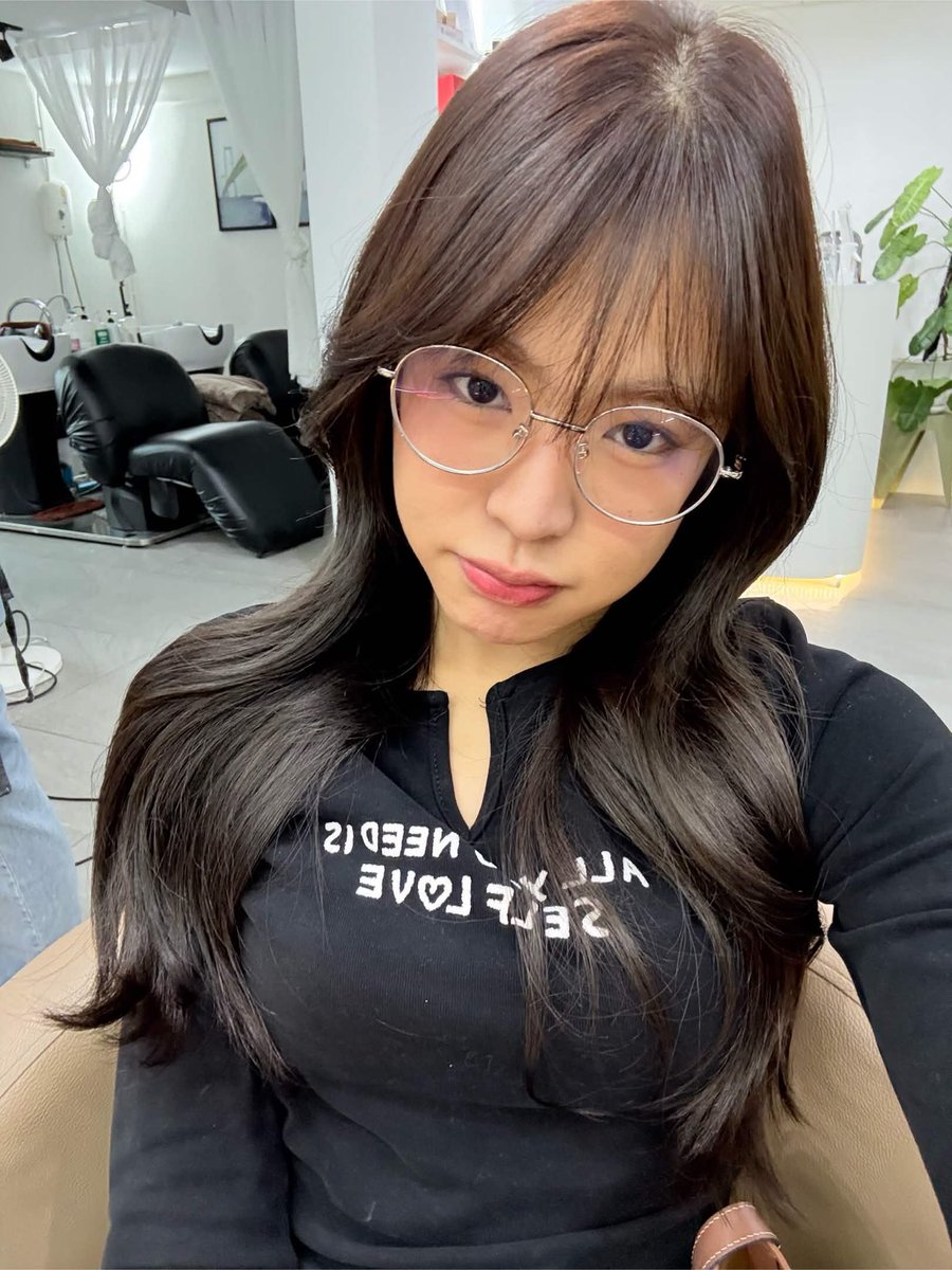 ใครครับเนี่ยเนี่ยเนี่ย tweet media