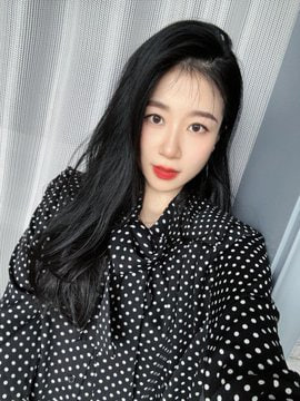 zoudog's tweet photo. 白天是端庄优雅的老师，晚上是一个需要欲望的女人。      不要在你最硬的时候错过了水最多的我 ，约吗？ https://t.co/jszJbUPBwj
