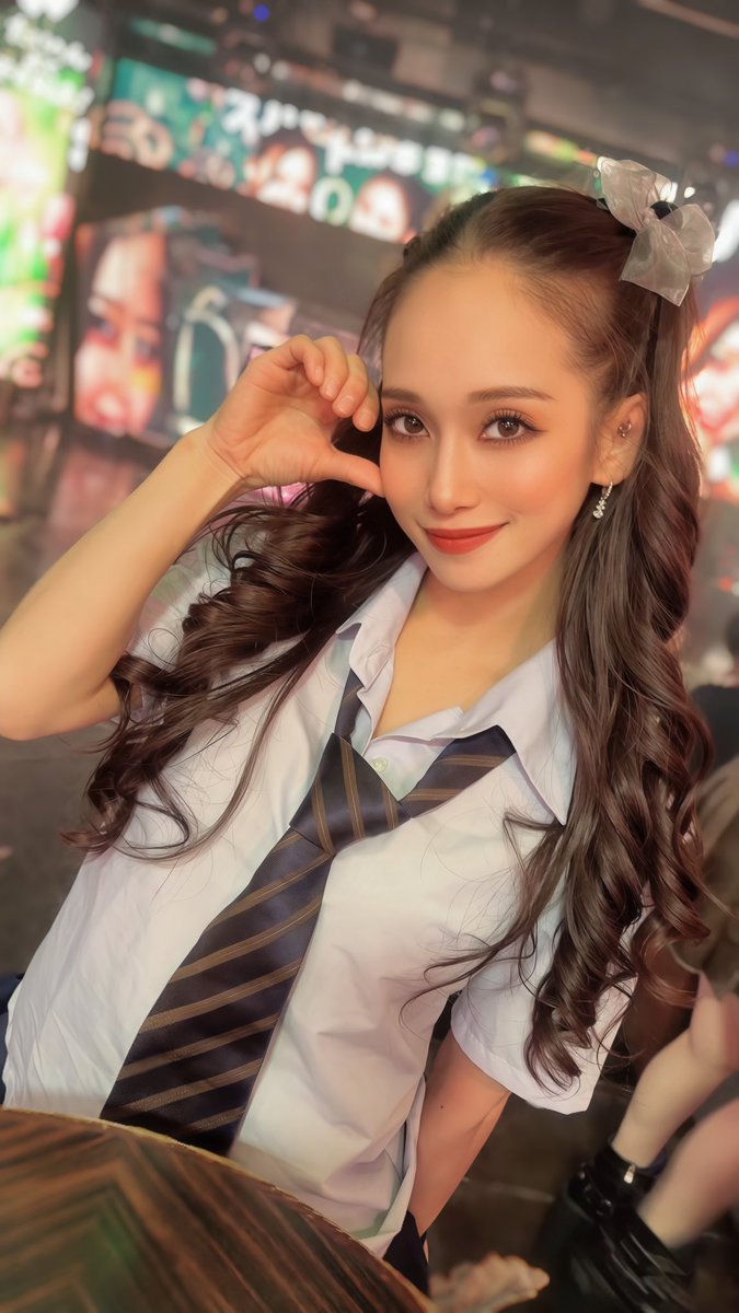 wac_xxxxxxx's tweet photo. 今夜も #すぱすぱ 2部から
#パリオン 1:00~4:00まで
元気に出勤してます♡✨

本日学園イベントラスト🫶🏻🩵

大人になって制服着ると
機能系とか動きやすさに気付く😂
現役時代セーラー着たことないから
いつかセーラーも着てみたいな🩷

今夜はパリオンもあるから
朝までみんなしっかり楽しもうね💕︎ https://t.co/IeQqa09NZv