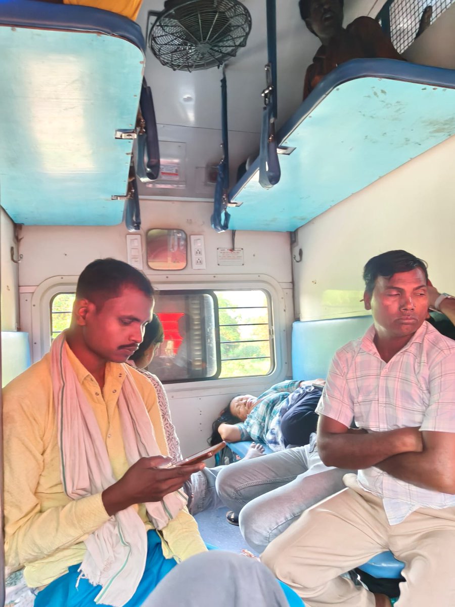 CHETRYAMRIT's tweet photo. @RailwaySeva
 @AshwiniVaishnaw 
@PMOIndia 
@news24tvchannel
We are in train no15909 Avadh Assam 
PNR 6200166668  S3 seat no 17,18,23,24.20
Unauthorised person inside Reserve Compartment.
Senior citizen travelling 

Please treat it as urgent https://t.co/E2e9hjIW4Q