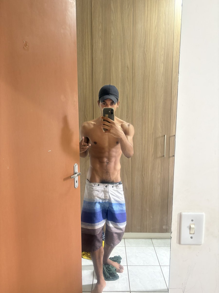 Novin br tweet media