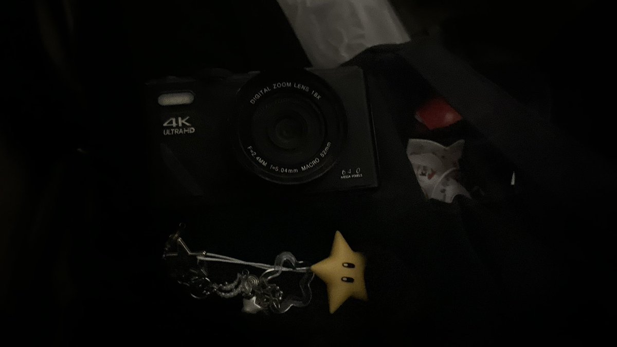 lifenofeeling's tweet image. #random ⭐️