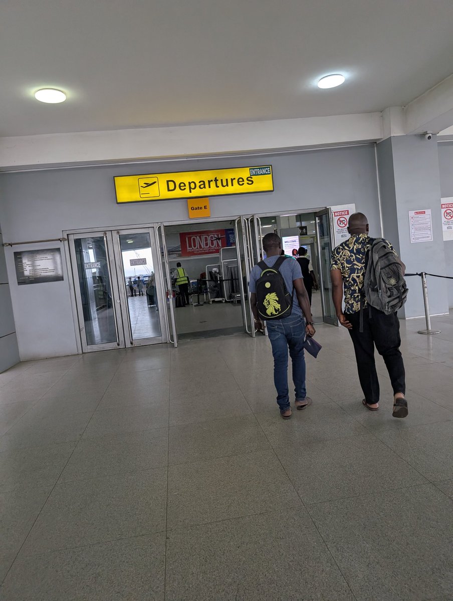Ol0ye's tweet image. The ministry is moving. The G.O Tokunbo Evangelistic Ministries is taking the ministry inter continental. 

Signed: Chief Tokunbo Evangelist. 

#OM🎗️ Nobadcars.